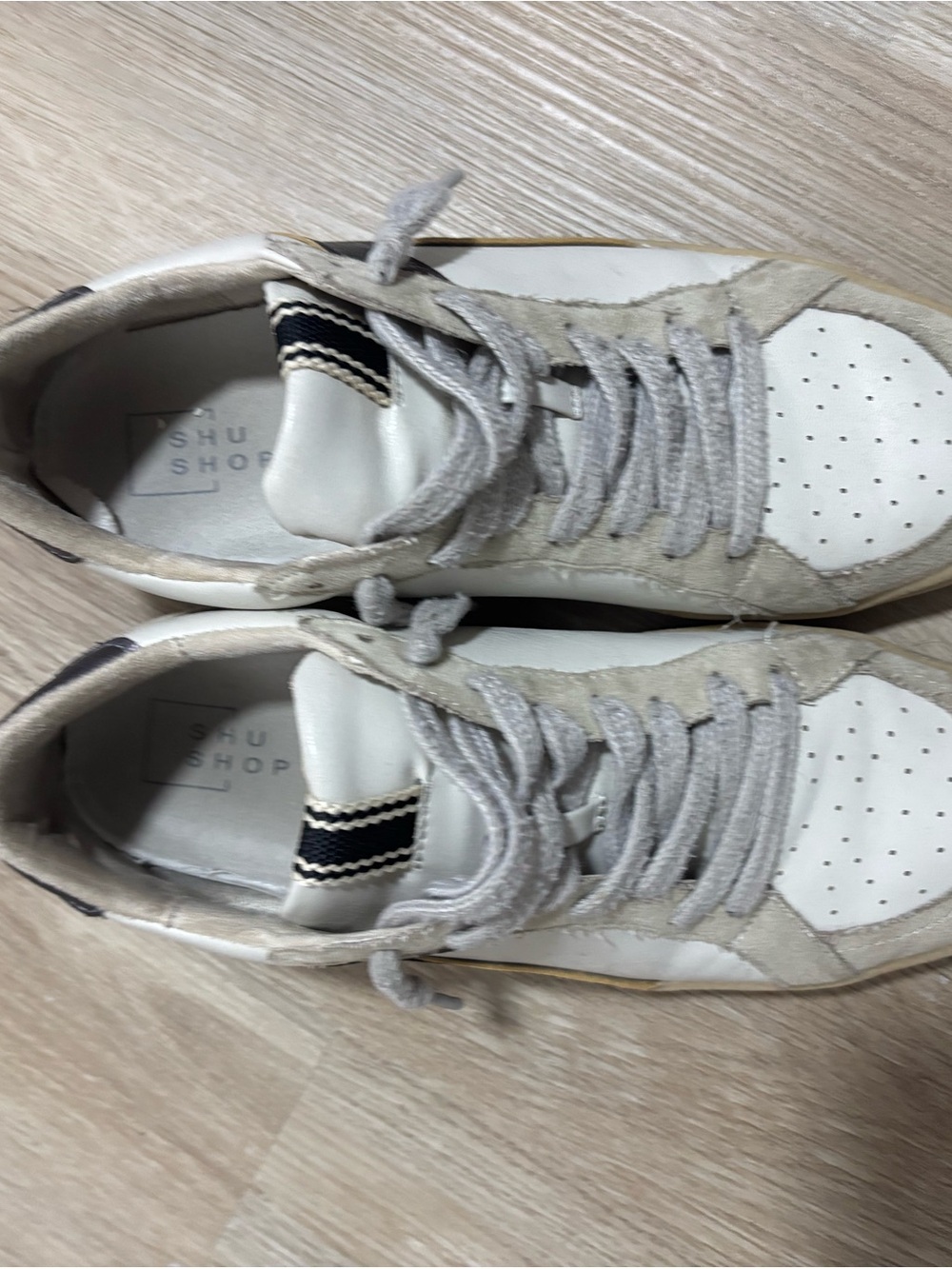 ShuShop women’s  White and Gray Low-Top Sneakers